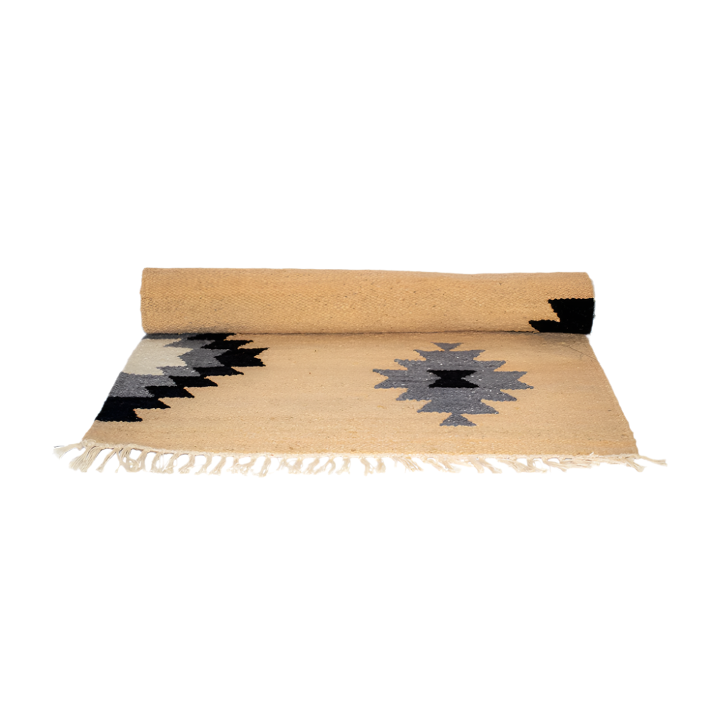 Wool Kilim Carpet – Classic Handwoven Wool Rug for Timeless Interiors