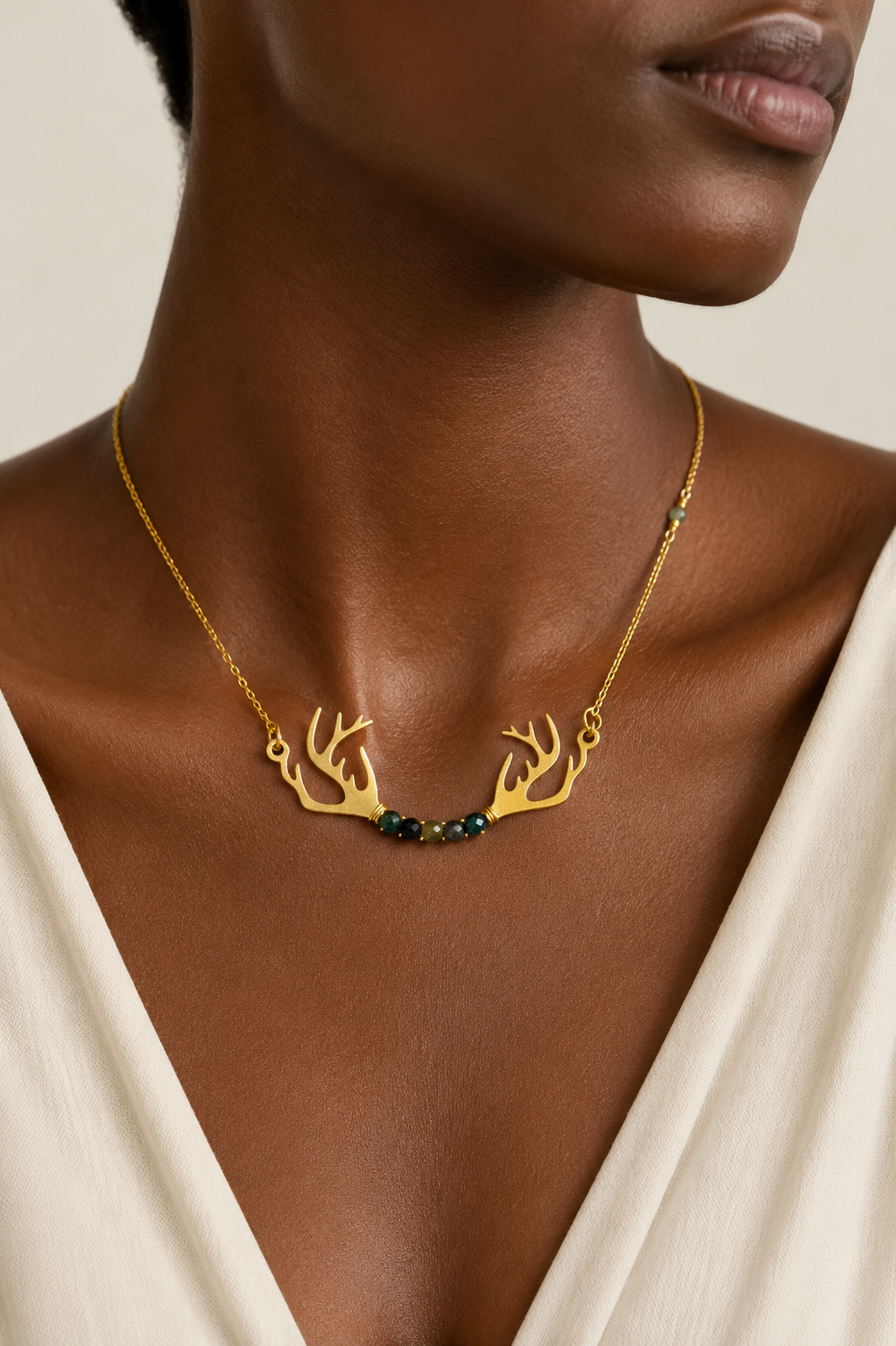 Yurima antler necklace
