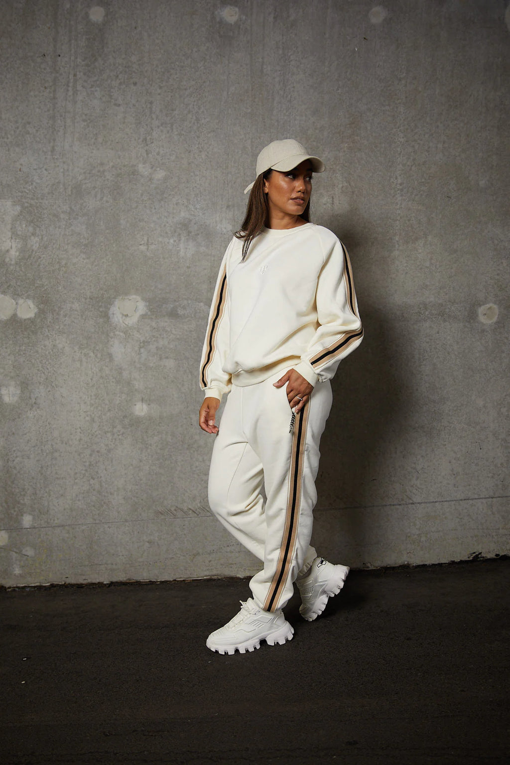 Classic Crewneck Tracksuit - Honey