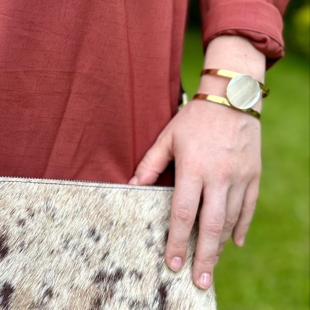 Chebet Mutai Pendo Round Bone